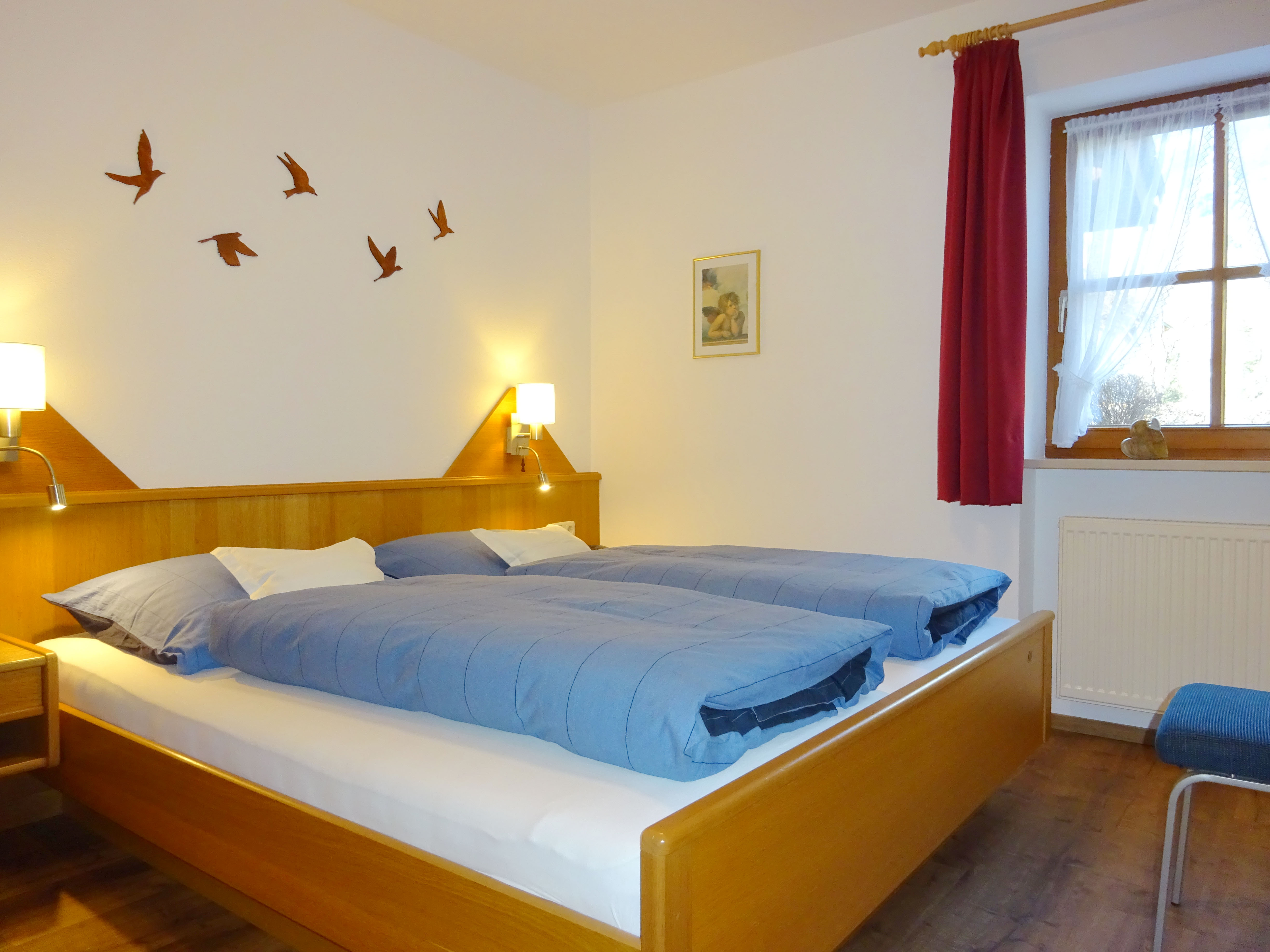 Schlafzimmer 2 FeWo Staufen